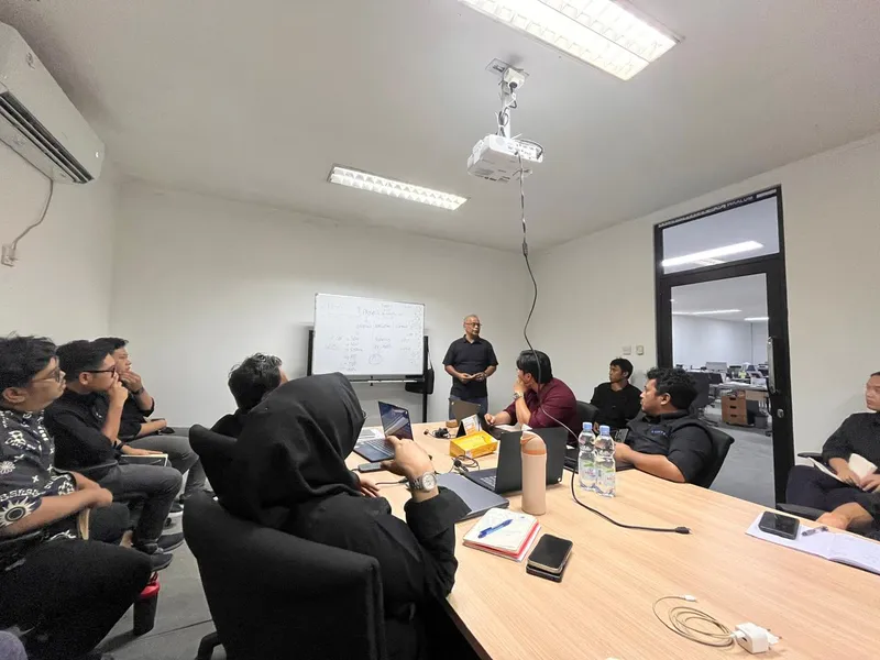 Amertec class session with Jamaluddin MD, Operations Director